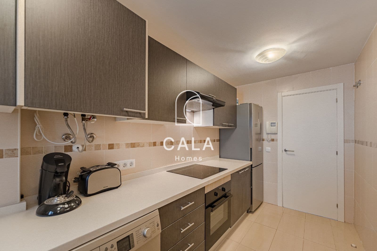 2 makuuhuone Asunto myytävänä paikassa Costa Adeje mukana uima-altaan 
autotalli - 329 000 € (Ref: 8439431)