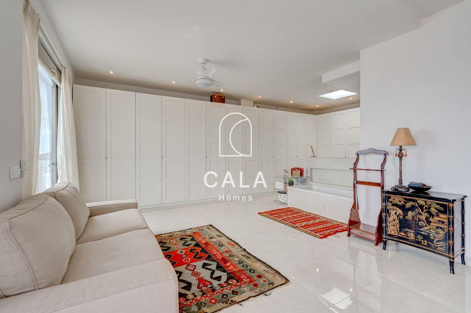 5 chambre Villa/Maison à vendre à Costa Adeje avec piscine garage - 1 800 000 € (Ref: 8439970)