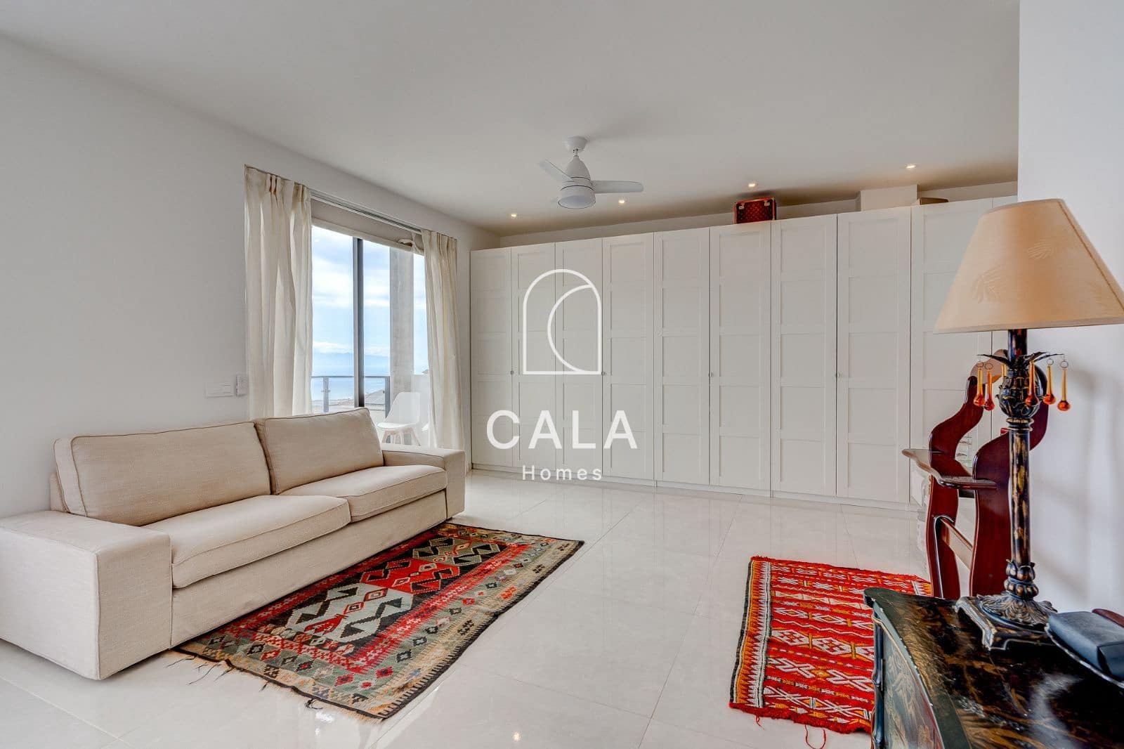 5 chambre Villa/Maison à vendre à Costa Adeje avec piscine garage - 1 800 000 € (Ref: 8439970)