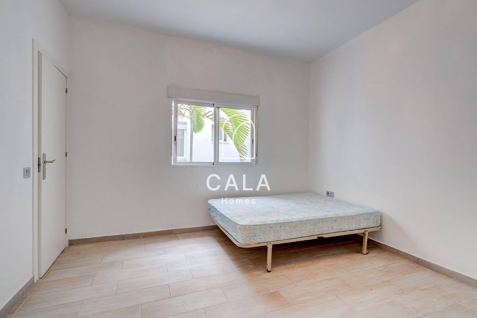 5 chambre Villa/Maison à vendre à Costa Adeje avec piscine garage - 1 800 000 € (Ref: 8439970)