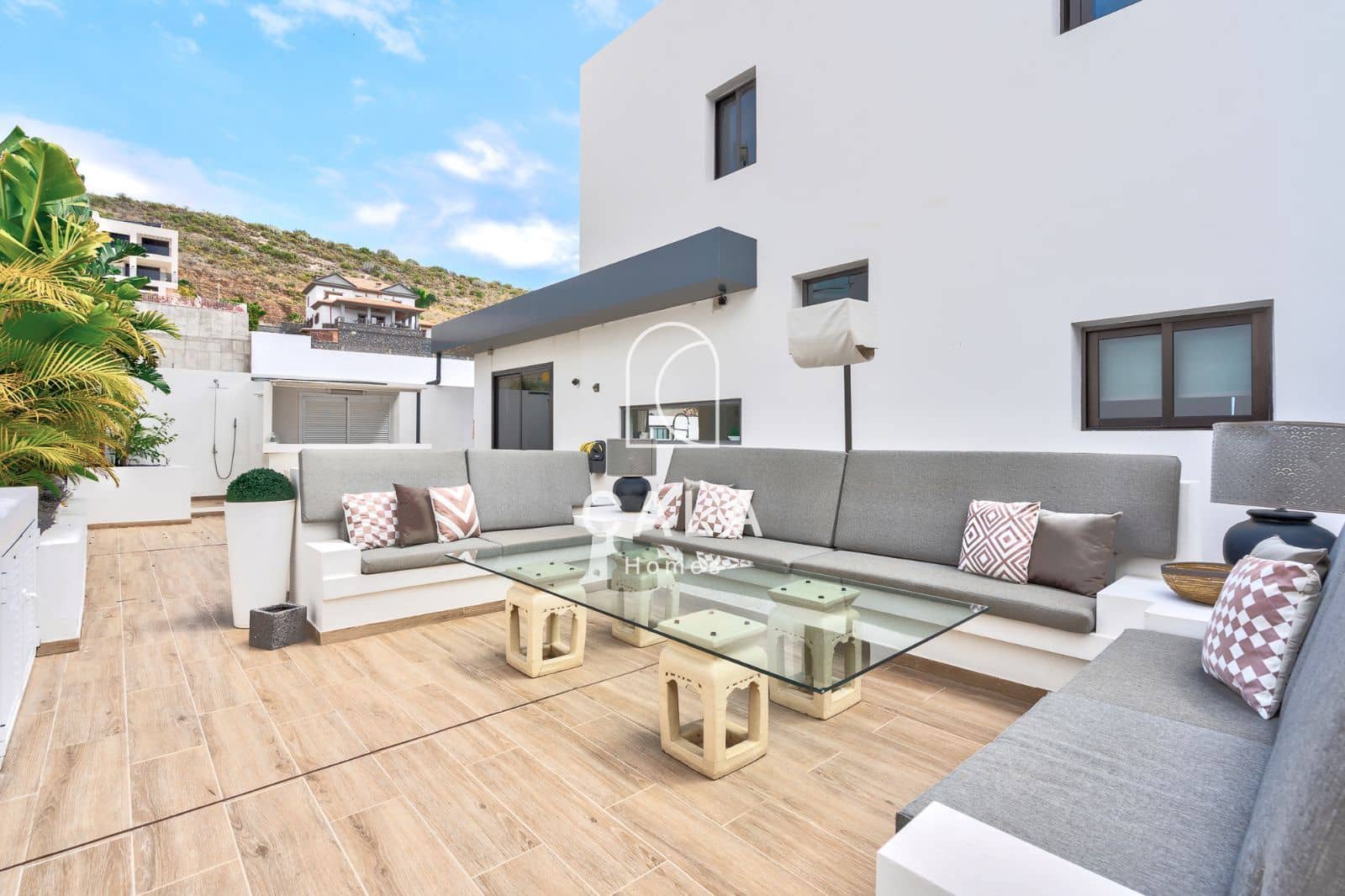 5 chambre Villa/Maison à vendre à Costa Adeje avec piscine garage - 1 800 000 € (Ref: 8439970)