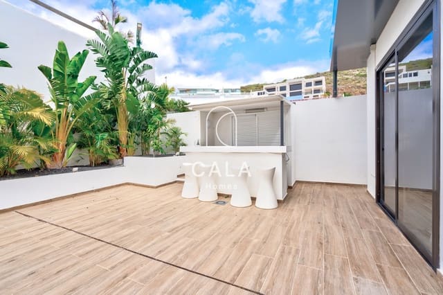 5 chambre Villa/Maison à vendre à Costa Adeje, Adeje avec piscine garage - 1 800 000 € (Ref: 8439970)