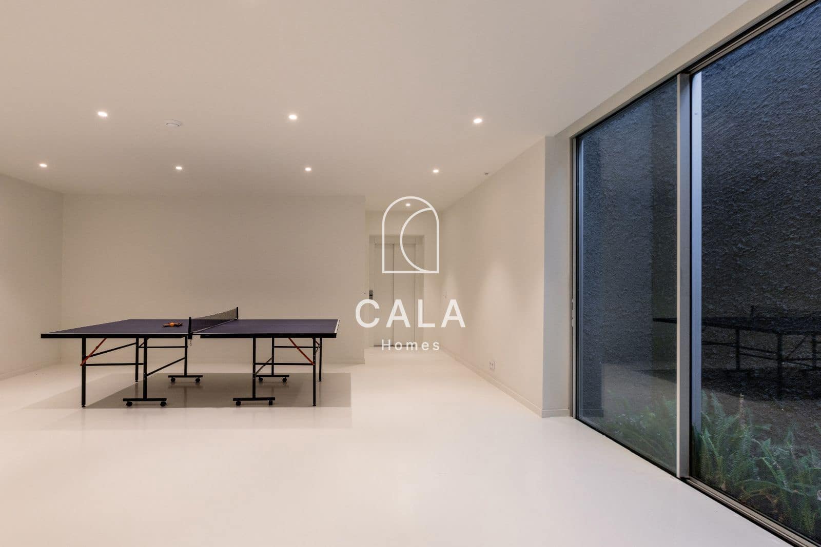 5 quarto Moradia para venda em Guia de Isora com piscina garagem - 3 500 000 € (Ref: 8479999)