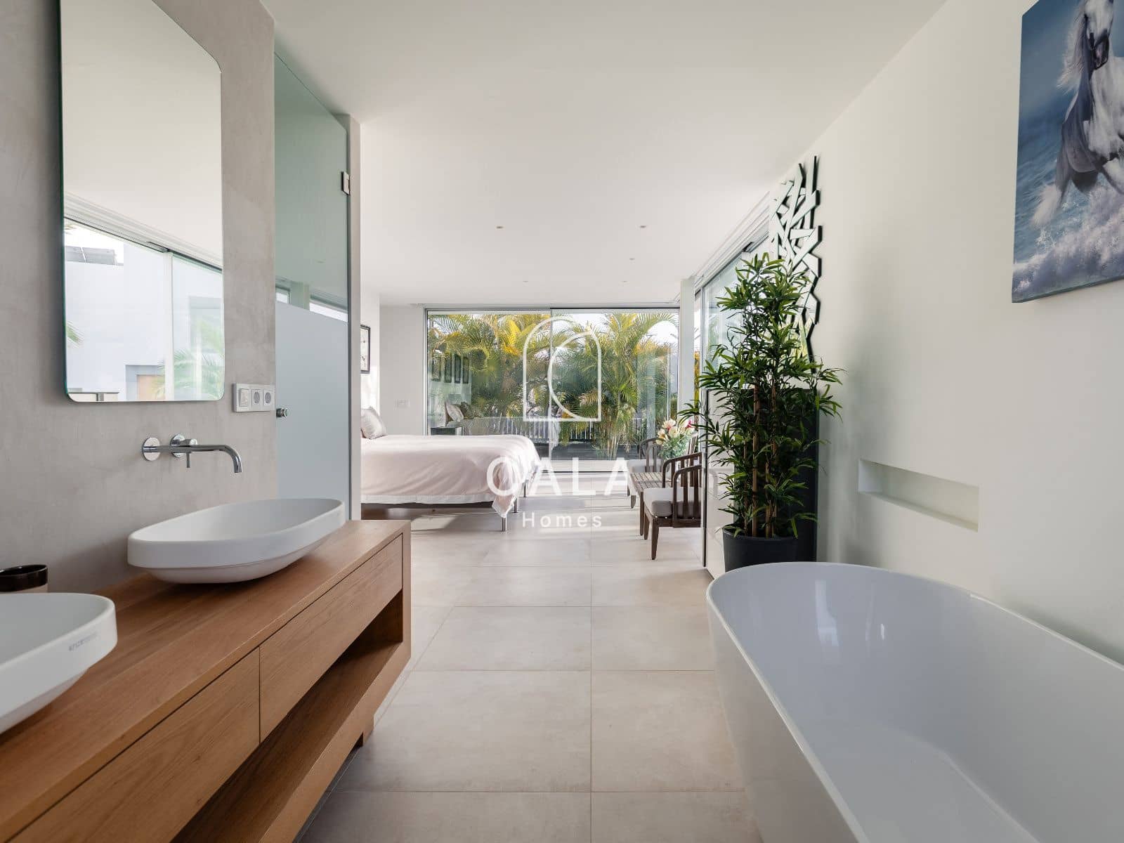 5 quarto Moradia para venda em Guia de Isora com piscina garagem - 3 500 000 € (Ref: 8479999)