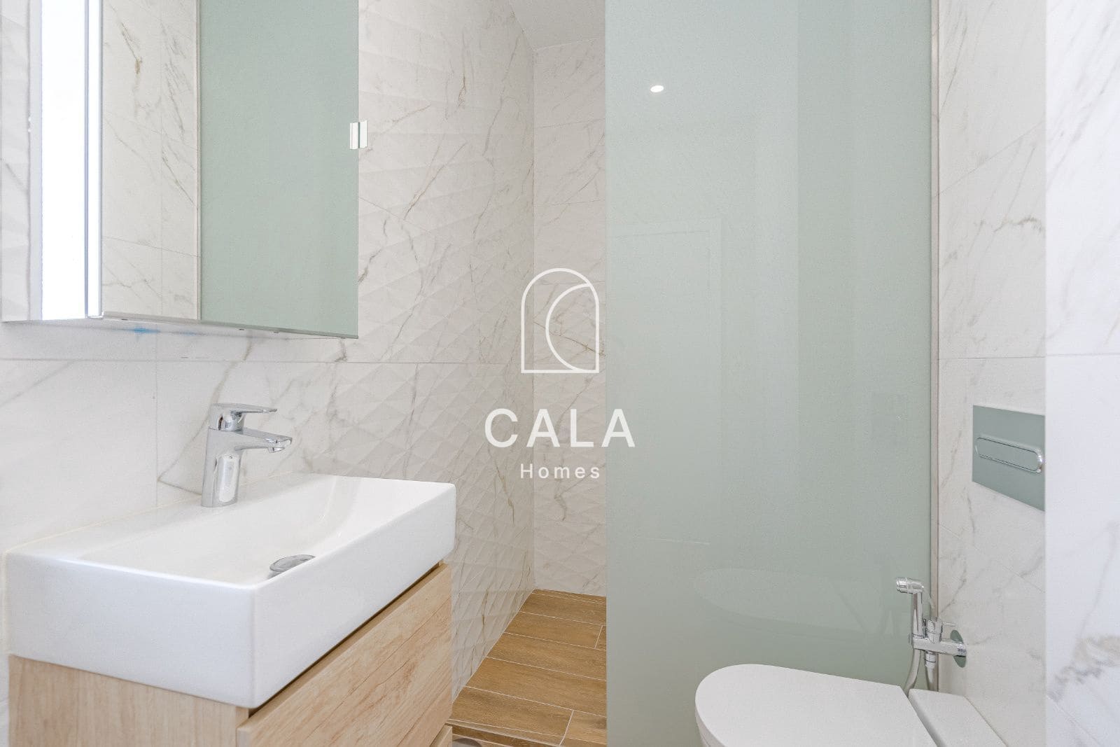 4 makuuhuone Huvila myytävänä paikassa El Madronal mukana uima-altaan 
autotalli - 1 800 000 € (Ref: 8600706)