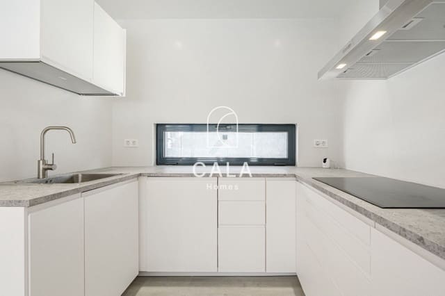 4 Zimmer Villa zu verkaufen in El Madroñal, Adeje mit Pool Garage - 1.890.000 € (Ref: 8600706)