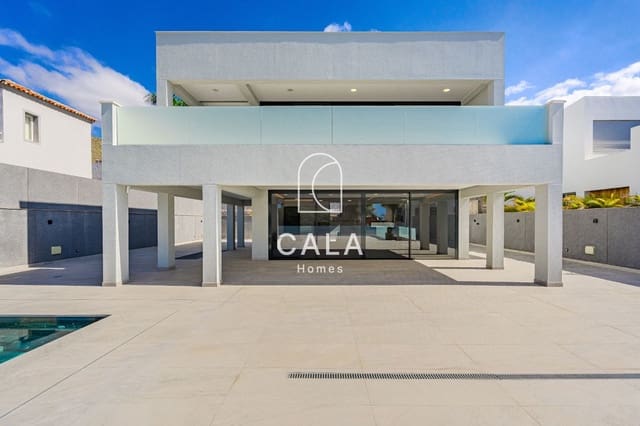 4 Zimmer Villa zu verkaufen in El Madroñal, Adeje mit Pool Garage - 1.890.000 € (Ref: 8600706)