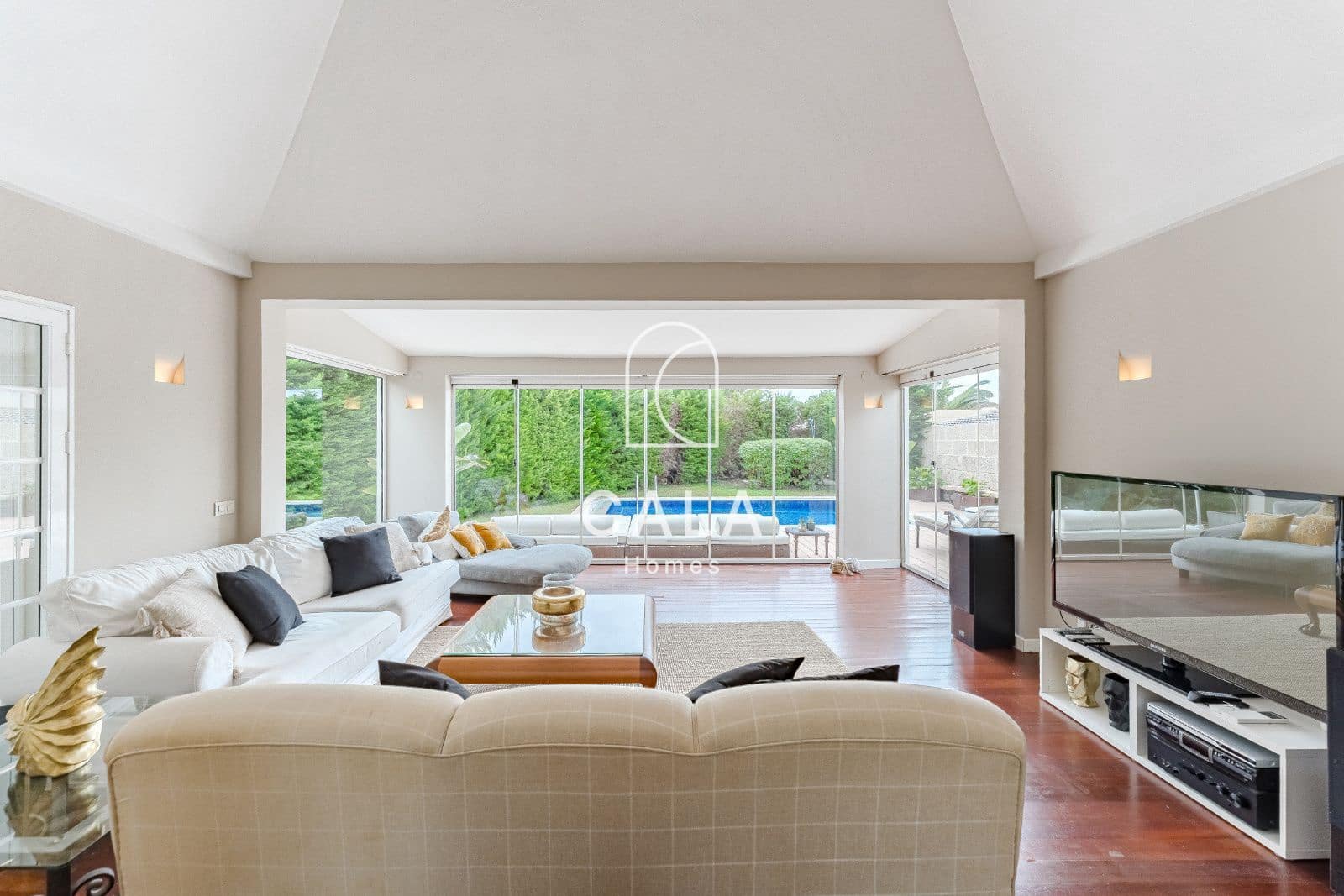 4 chambre Villa/Maison à vendre à Costa Adeje avec piscine garage - 1 499 000 € (Ref: 8611597)