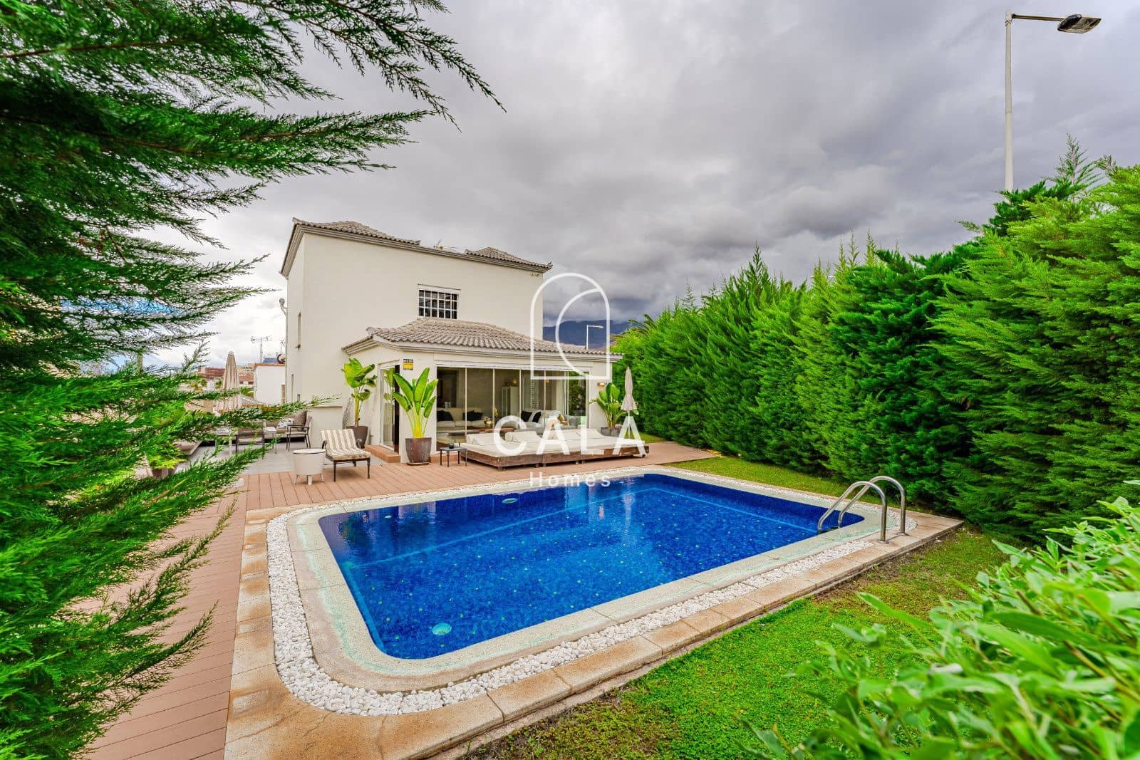 4 chambre Villa/Maison à vendre à Costa Adeje avec piscine garage - 1 499 000 € (Ref: 8611597)