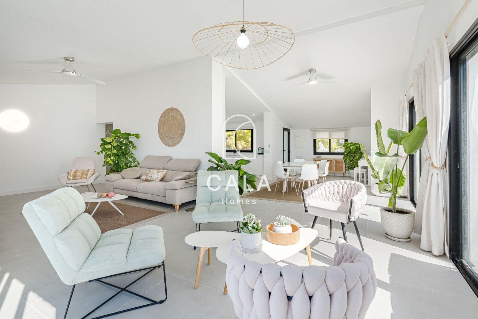 5 soverom Villa til salgs i Los Gigantes med svømmebasseng garasje - € 1 950 000 (Ref: 8620863)