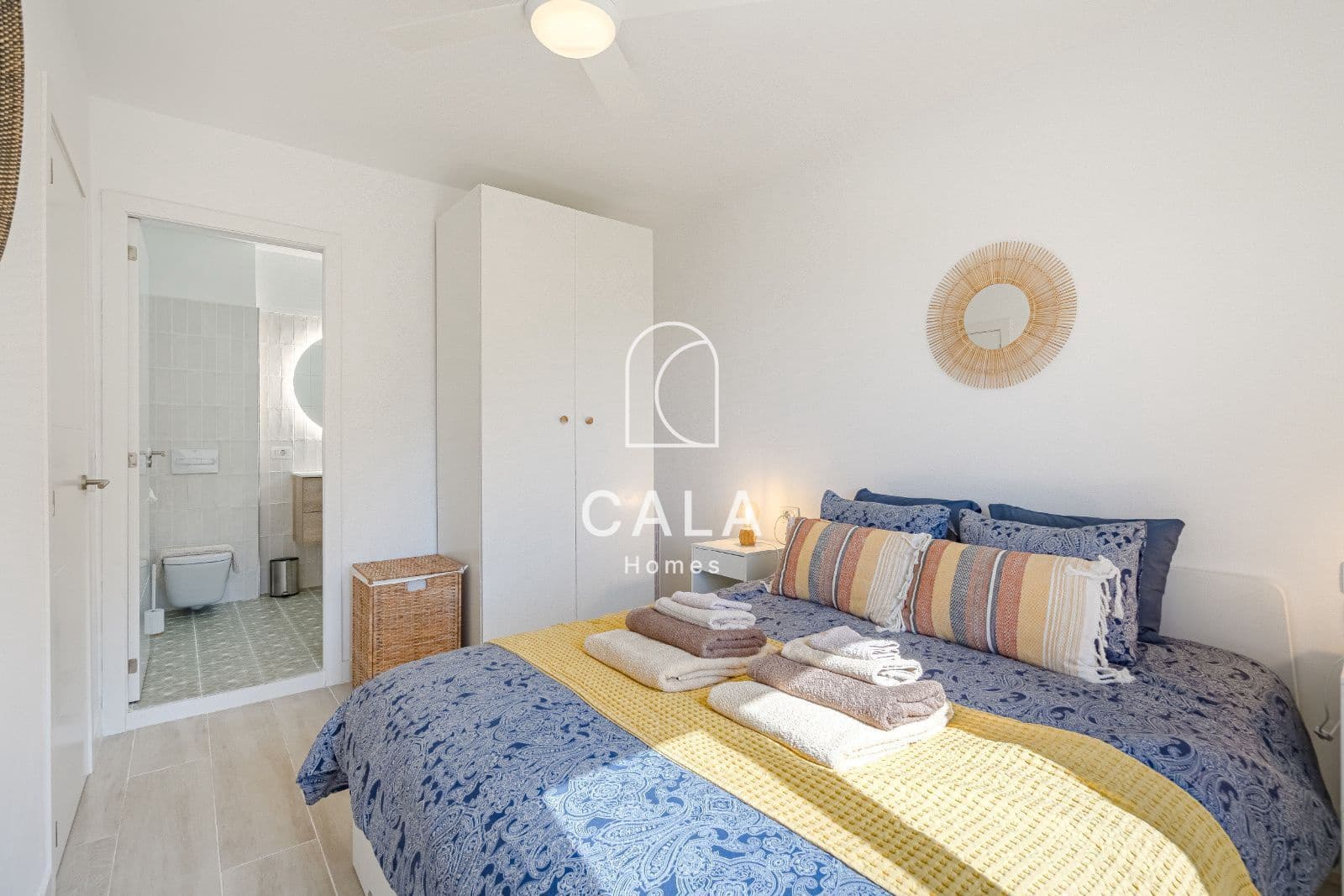 5 soverom Villa til salgs i Los Gigantes med svømmebasseng garasje - € 1 950 000 (Ref: 8620863)