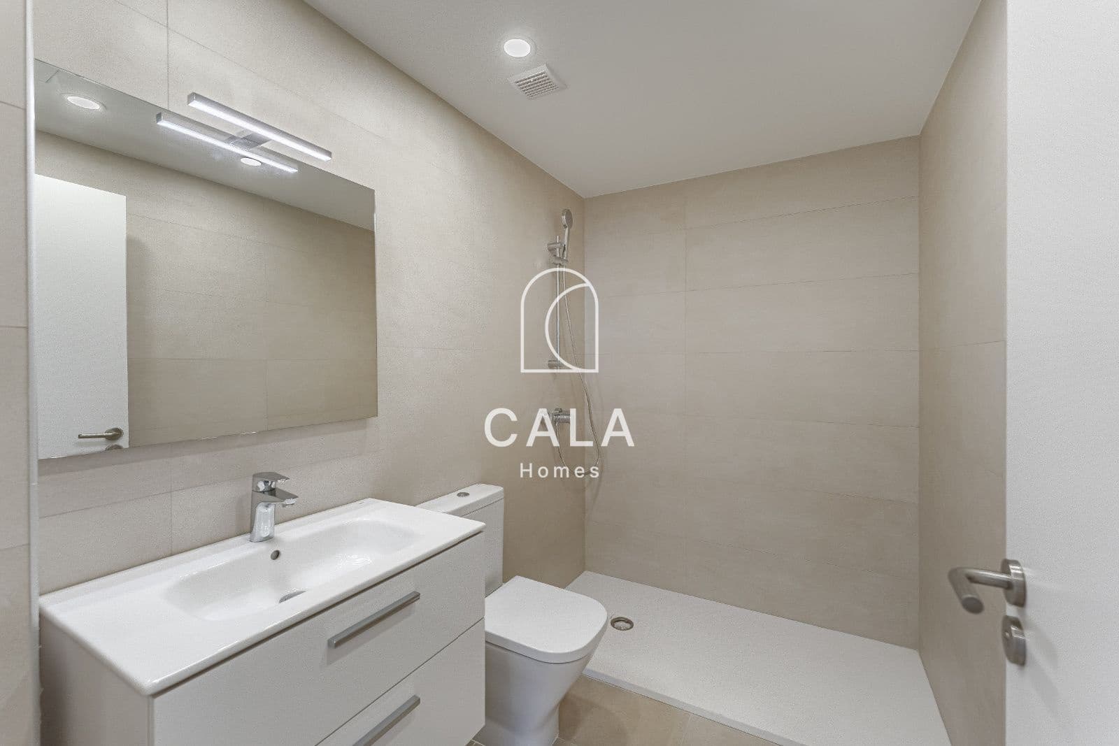 3 slaapkamer Flat te koop in Puerto Santiago met garage - € 450.000 (Ref: 8621000)