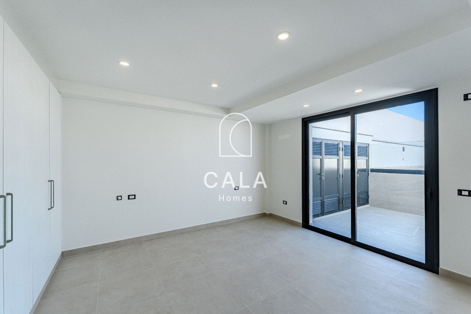 3 slaapkamer Flat te koop in Puerto Santiago met garage - € 450.000 (Ref: 8621000)