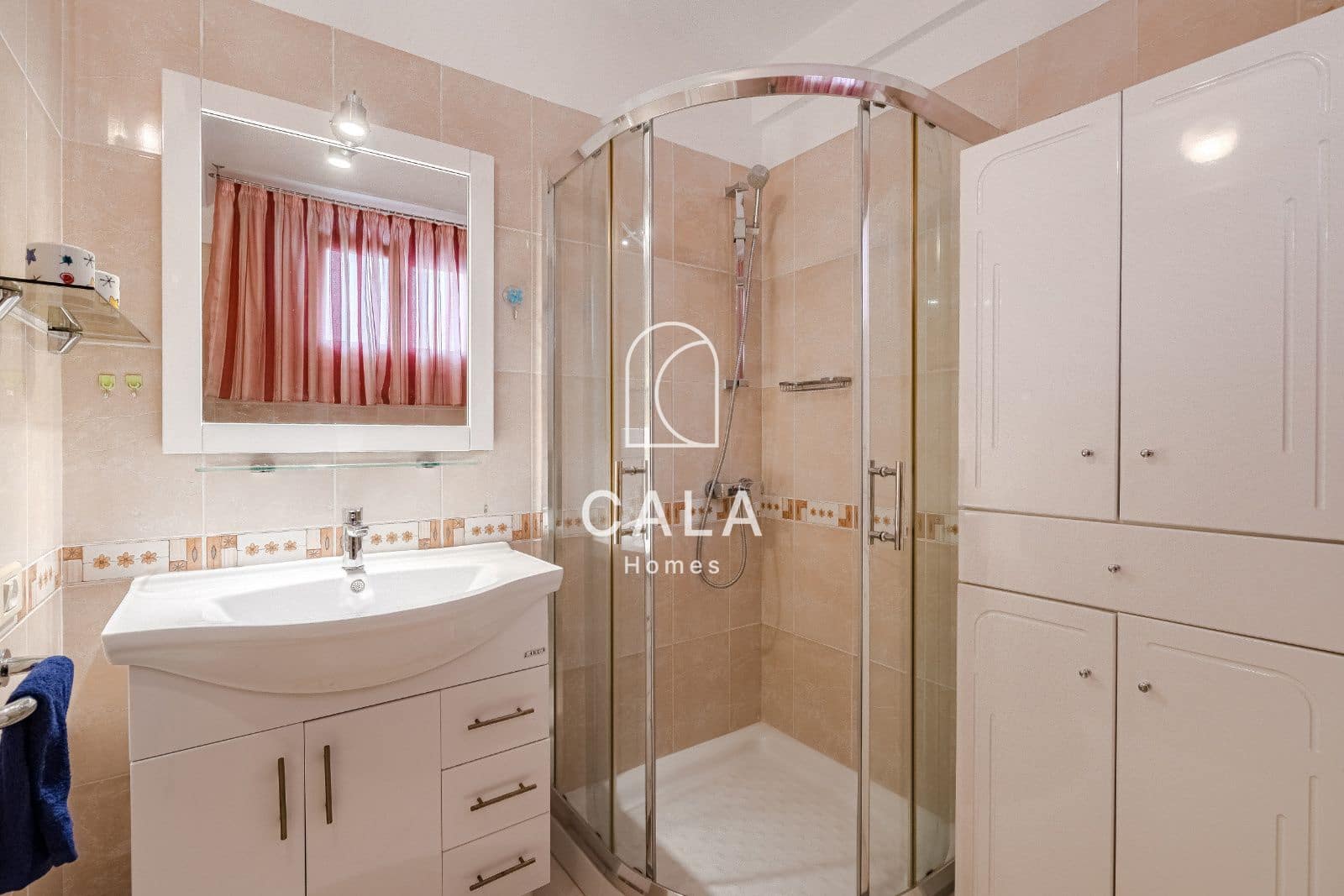 1 sypialnia Mieszkanie na sprzedaż w Los Cristianos z basenem - 280 000 € (Ref: 8657773)