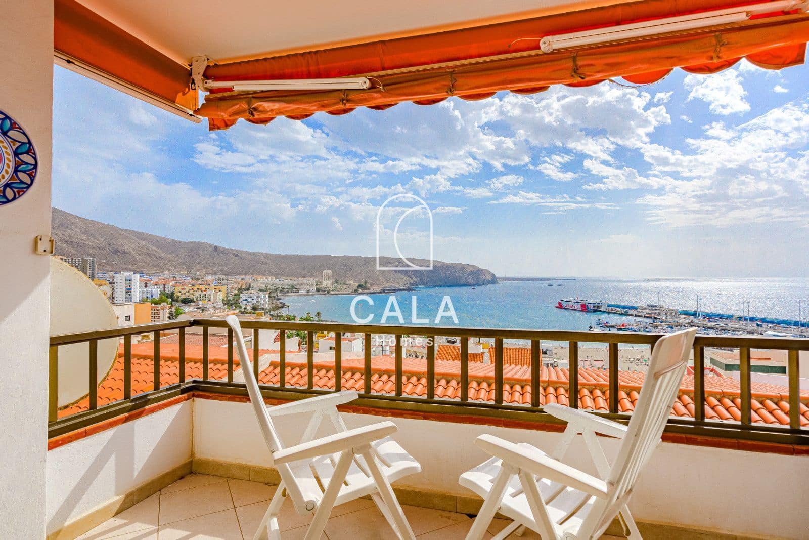 1 sypialnia Mieszkanie na sprzedaż w Los Cristianos z basenem - 280 000 € (Ref: 8657773)