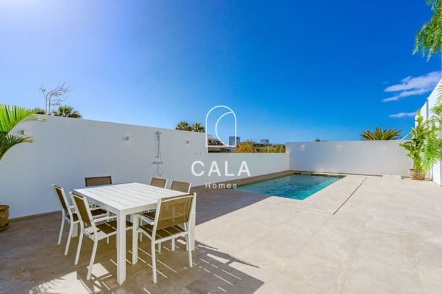 Casa de 2 habitaciones en Costa del Silencio, Arona en venta con piscina garaje - 995.000 € (Ref: 8738590)