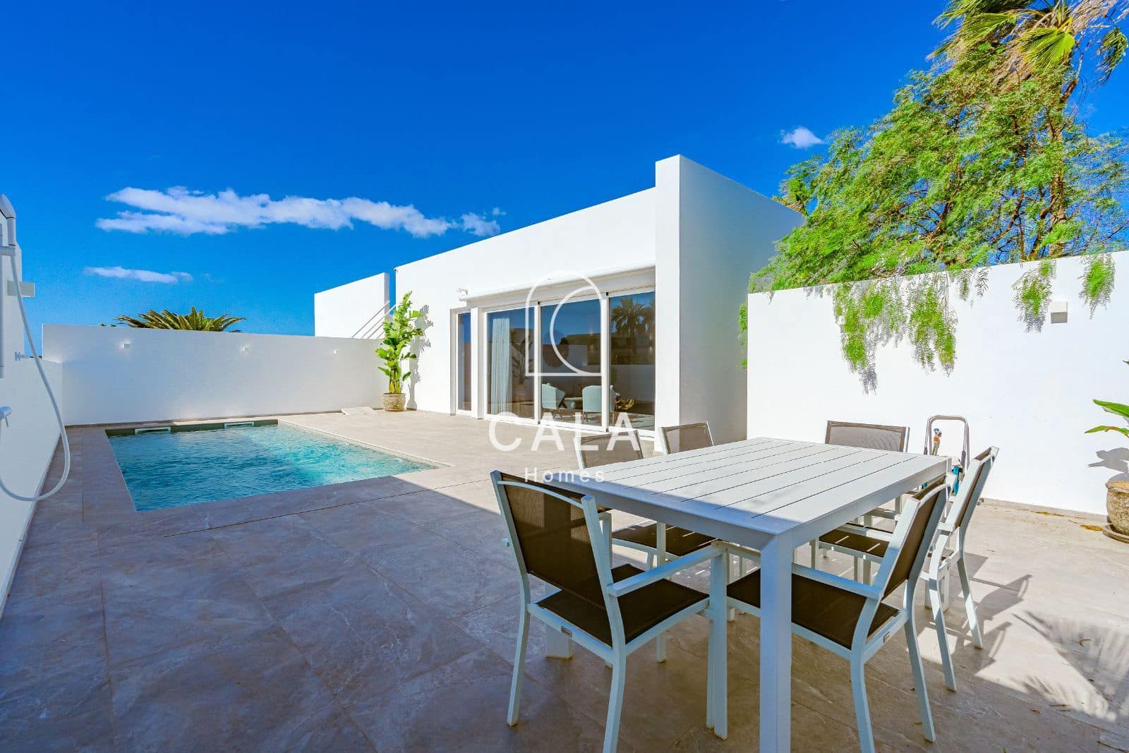 2 quarto Casa em Banda para venda em Costa del Silencio com piscina garagem - 995 000 € (Ref: 8738590)