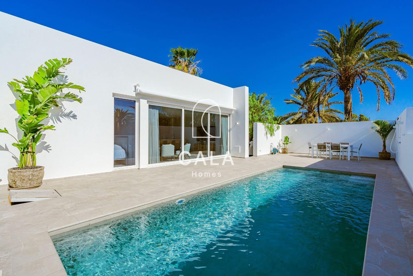 2 quarto Casa em Banda para venda em Costa del Silencio com piscina garagem - 995 000 € (Ref: 8738590)