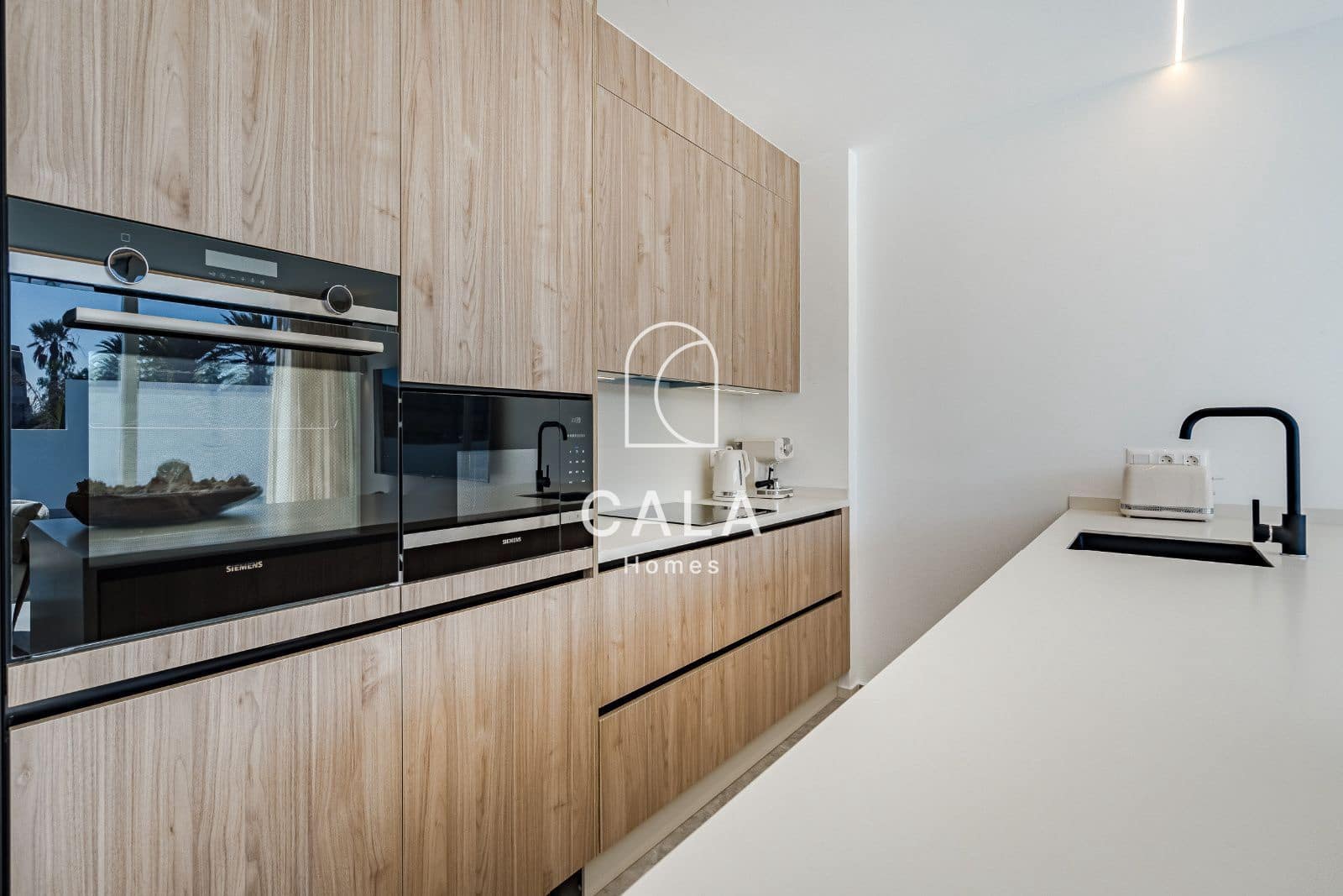 2 quarto Casa em Banda para venda em Costa del Silencio com piscina garagem - 995 000 € (Ref: 8738590)