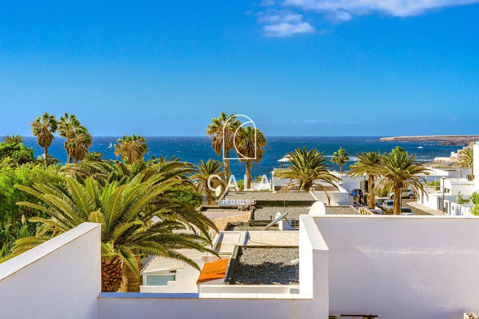2 quarto Casa em Banda para venda em Costa del Silencio com piscina garagem - 995 000 € (Ref: 8738590)