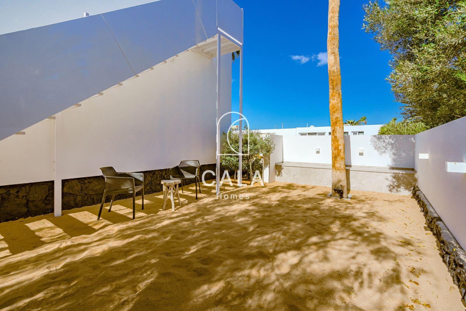 2 quarto Casa em Banda para venda em Costa del Silencio com piscina garagem - 995 000 € (Ref: 8738590)