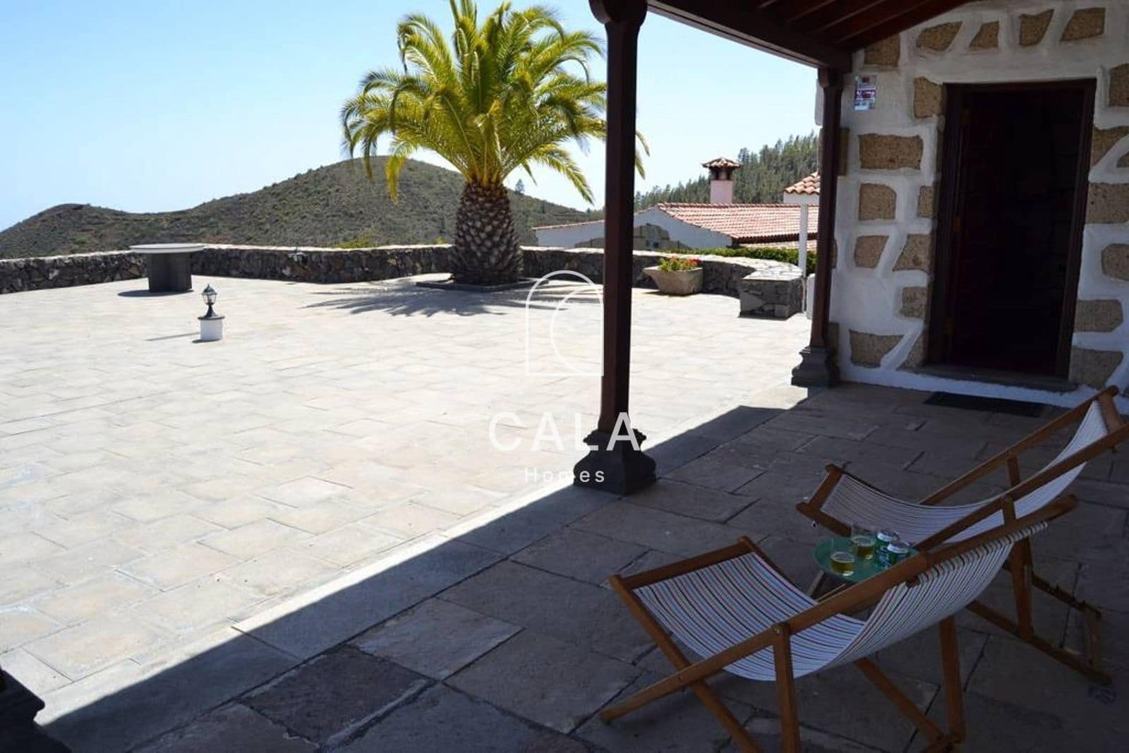 2 bedroom Villa for sale in Granadilla de Abona - € 425,000 (Ref: 8738937)