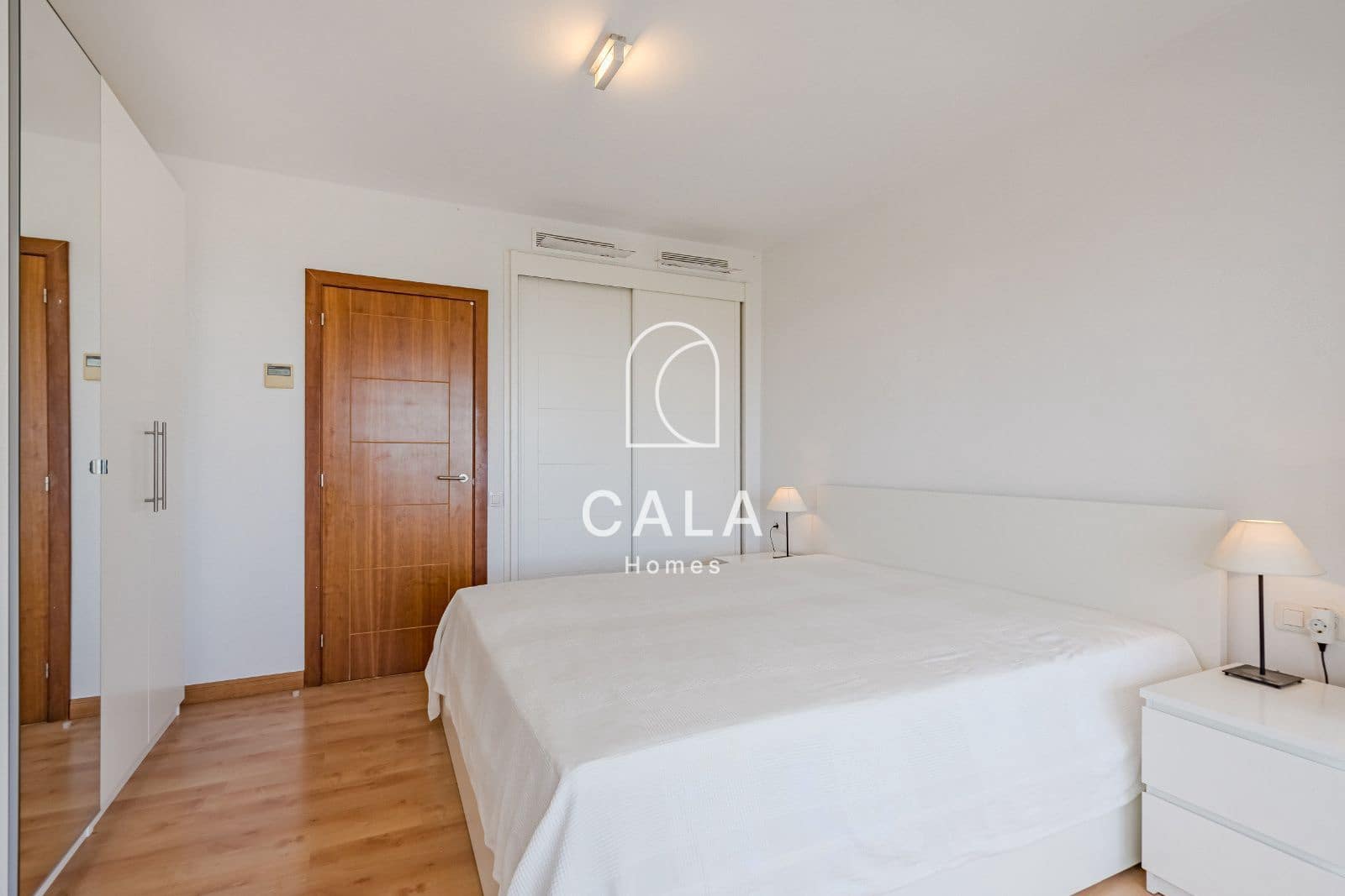 2 soveværelse Byhus til salg i La Caleta Adeje med swimmingpool garage - € 595.000 (Ref: 8816454)