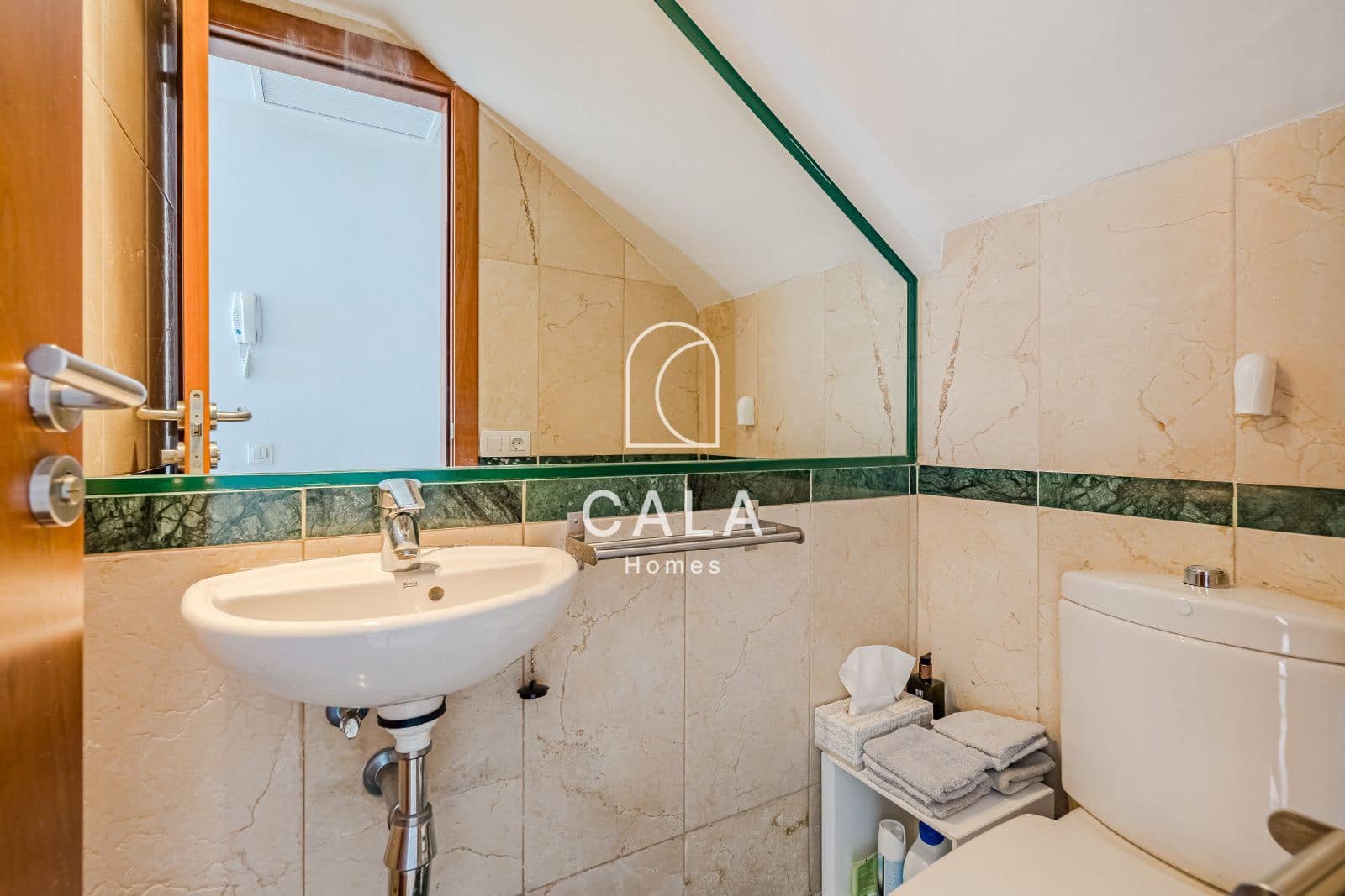 2 soveværelse Byhus til salg i La Caleta Adeje med swimmingpool garage - € 595.000 (Ref: 8816454)