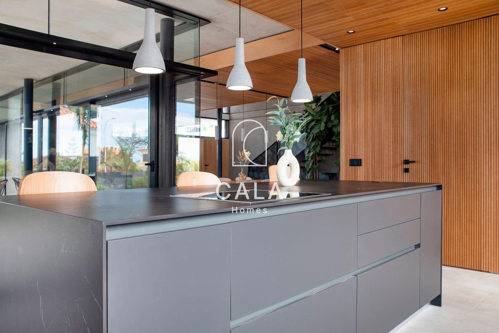 4 soverom Villa til salgs i Playa Paraiso med svømmebasseng garasje - € 5 500 000 (Ref: 8823816)