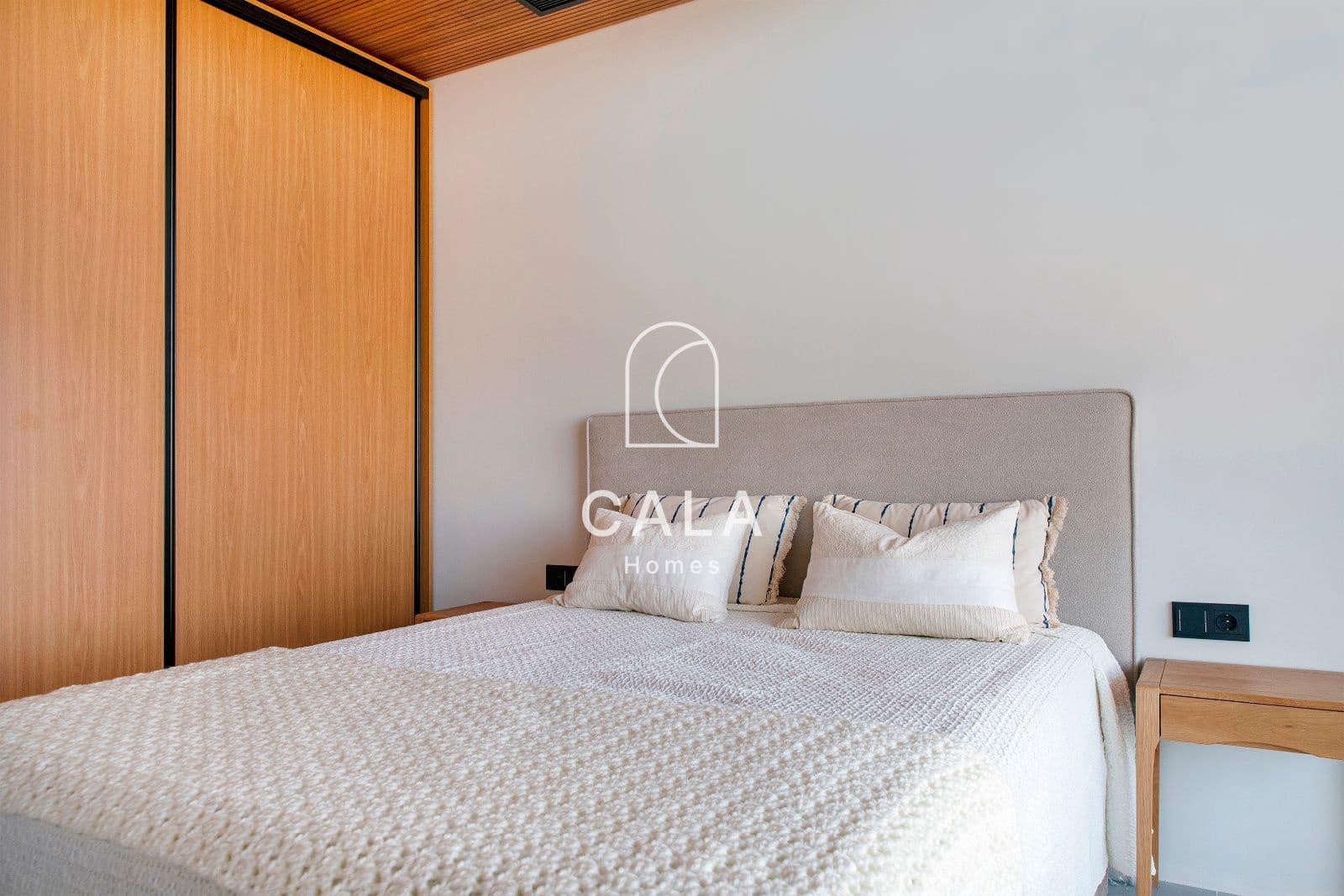 4 soverom Villa til salgs i Playa Paraiso med svømmebasseng garasje - € 5 500 000 (Ref: 8823816)