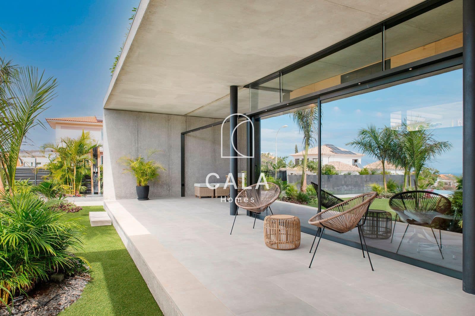 4 soverom Villa til salgs i Playa Paraiso med svømmebasseng garasje - € 5 500 000 (Ref: 8823816)