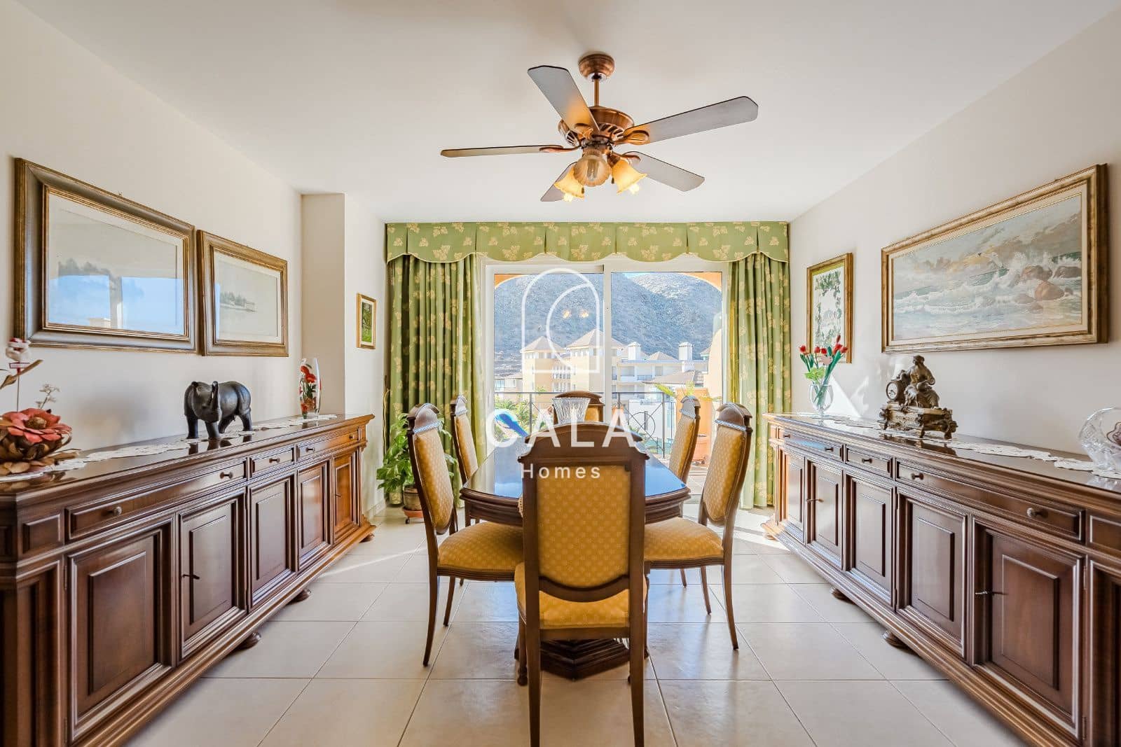 4 sovrum Lägenhet till salu i Los Cristianos med pool garage - 995 000 € (Ref: 8826318)