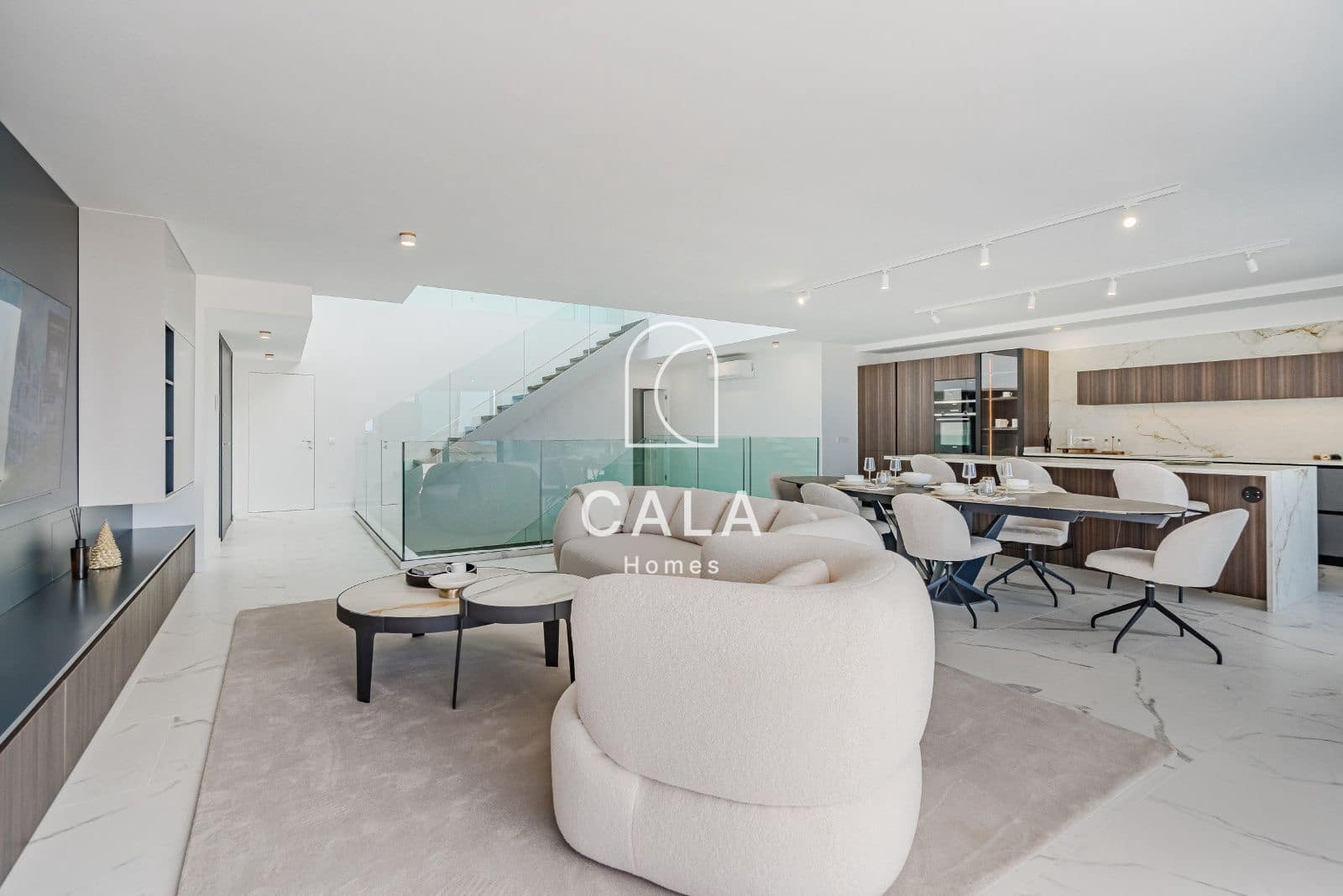 5 chambre Maison de Ville à vendre à El Madronal avec piscine garage - 3 500 000 € (Ref: 8826319)