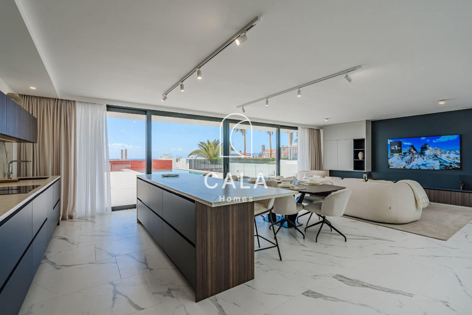 5 chambre Maison de Ville à vendre à El Madronal avec piscine garage - 3 500 000 € (Ref: 8826319)