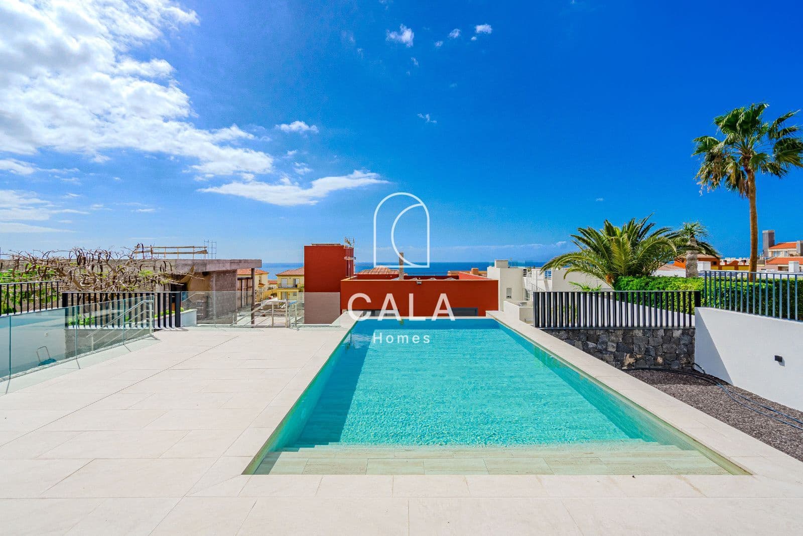 5 chambre Maison de Ville à vendre à El Madronal avec piscine garage - 3 500 000 € (Ref: 8826319)
