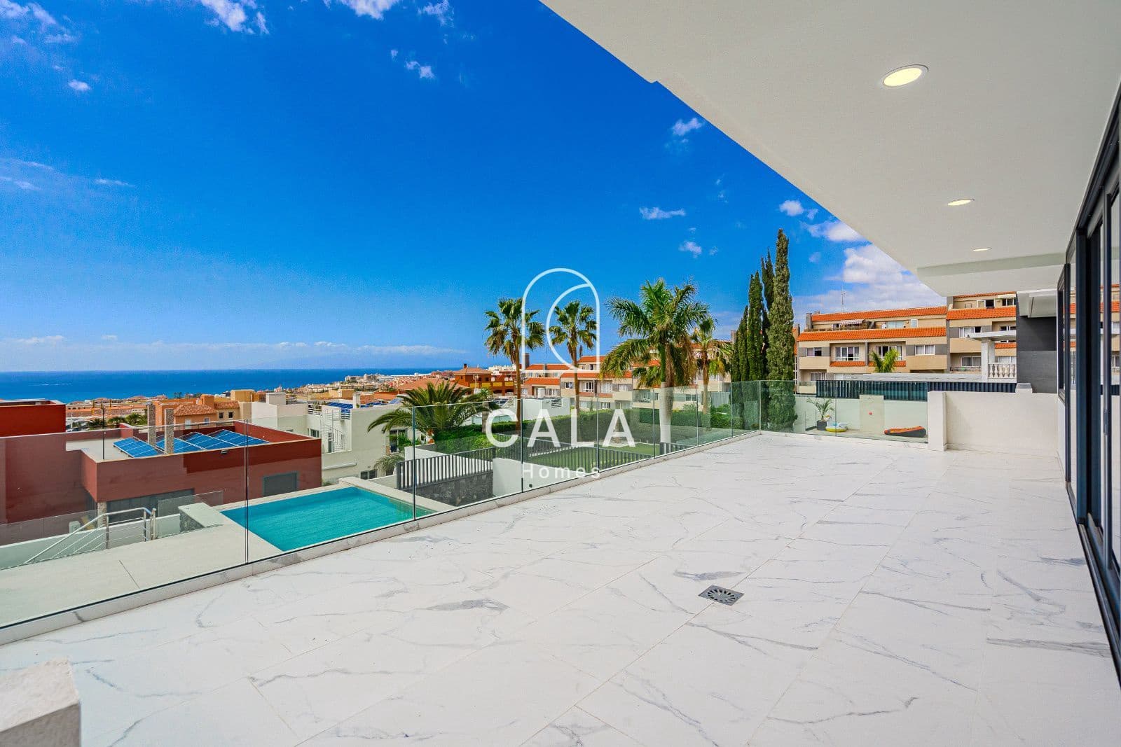 5 chambre Maison de Ville à vendre à El Madronal avec piscine garage - 3 500 000 € (Ref: 8826319)