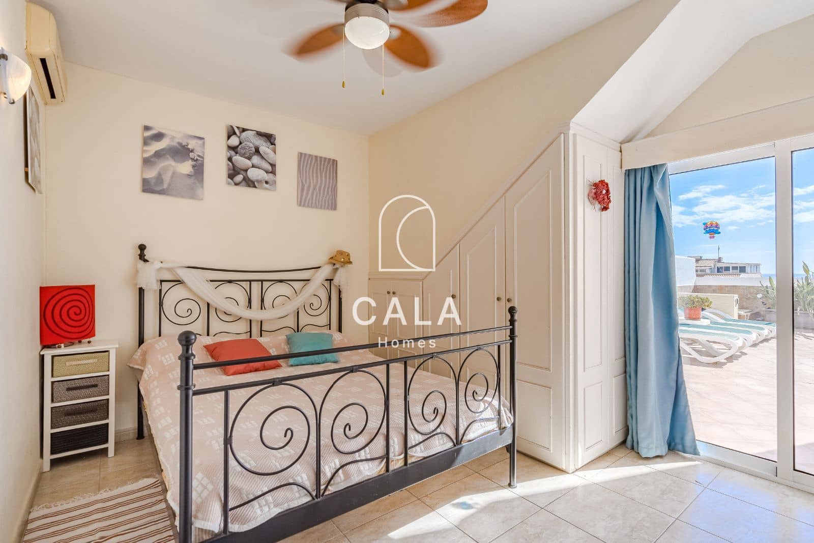 4 bedroom Villa for sale in Callao Salvaje with pool garage - € 850,000 (Ref: 8826320)