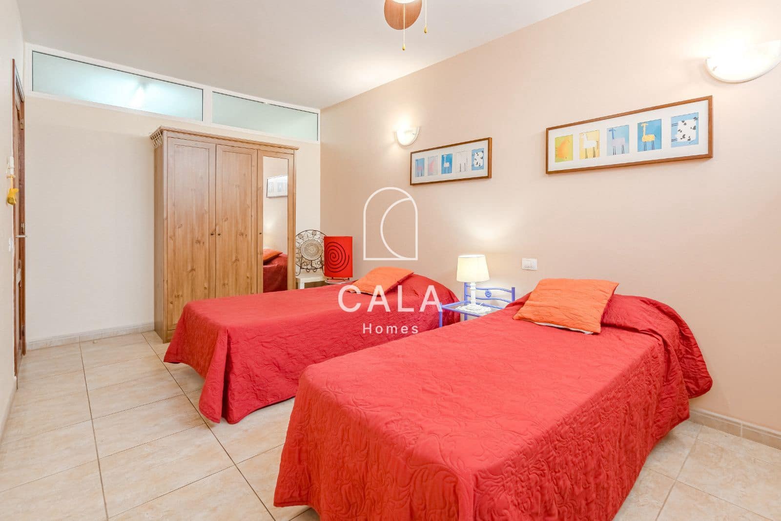 4 bedroom Villa for sale in Callao Salvaje with pool garage - € 850,000 (Ref: 8826320)