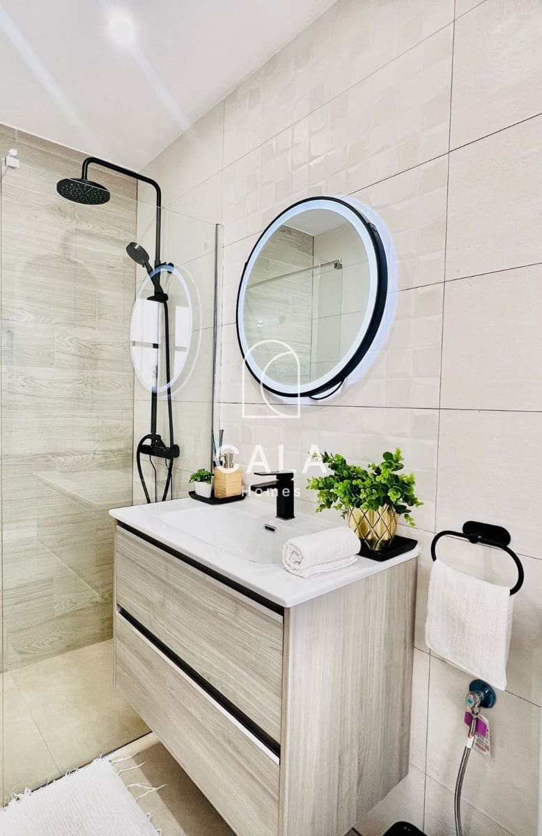 1 slaapkamer Flat te koop in Costa Adeje met zwembad - € 269.000 (Ref: 8894214)