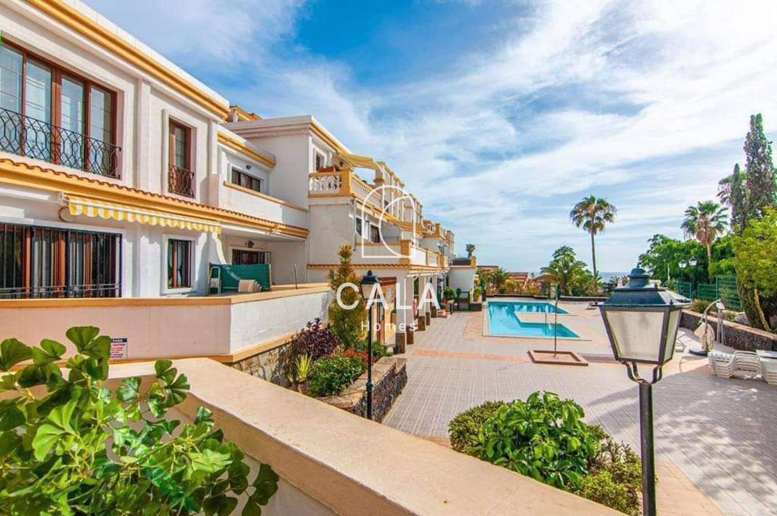 1 slaapkamer Flat te koop in Costa Adeje met zwembad - € 269.000 (Ref: 8894214)
