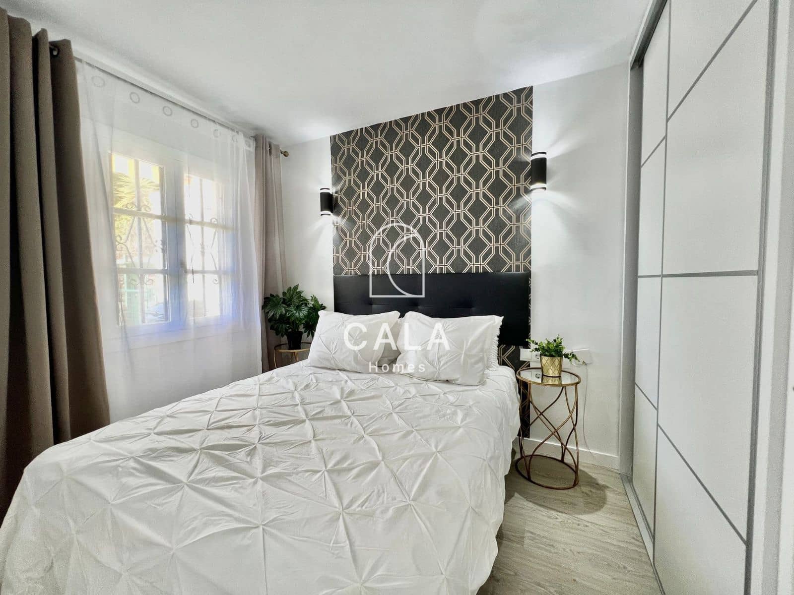 1 slaapkamer Flat te koop in Costa Adeje met zwembad - € 269.000 (Ref: 8894214)