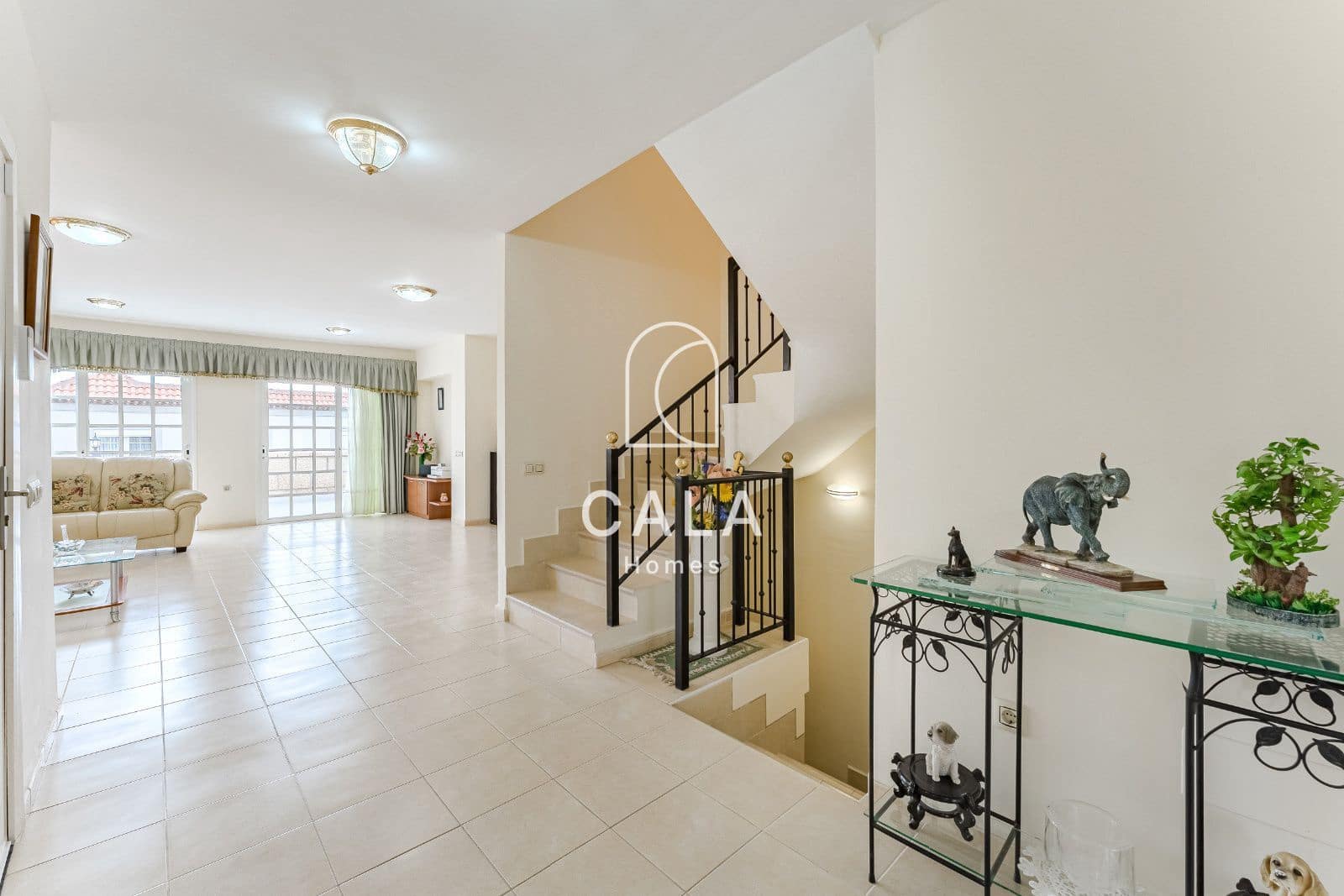 3 chambre Maison de Ville à vendre à El Madronal avec garage - 1 100 000 € (Ref: 8898047)