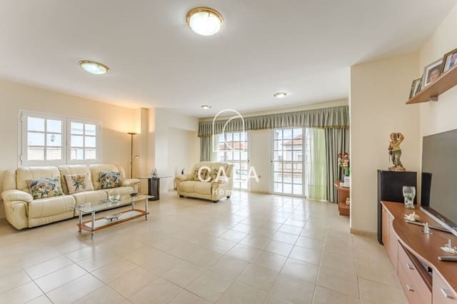 3 chambre Maison de Ville à vendre à El Madroñal, Adeje avec garage - 1 100 000 € (Ref: 8898047)
