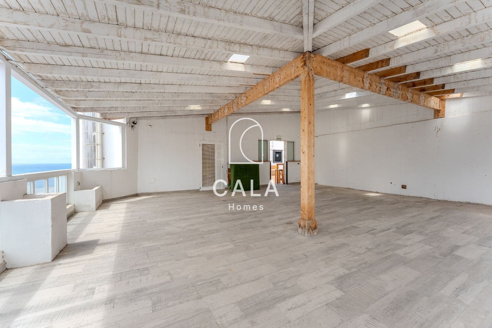Kommersiell till salu i Playa de las Americas - 599 000 € (Ref: 8903155)