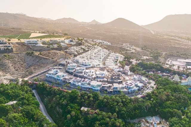 4 slaapkamer Villa te koop in Costa Adeje, Adeje met zwembad garage - € 2.700.000 (Ref: 8904549)