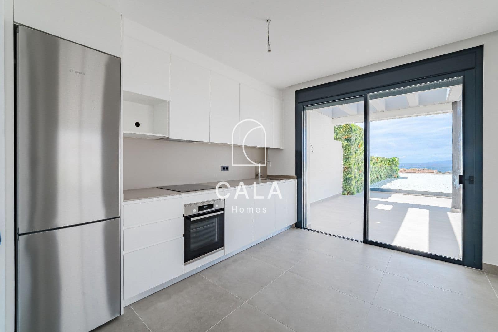 3 soverom Penthouse til salgs i Costa Adeje med svømmebasseng garasje - € 1 295 000 (Ref: 8909917)
