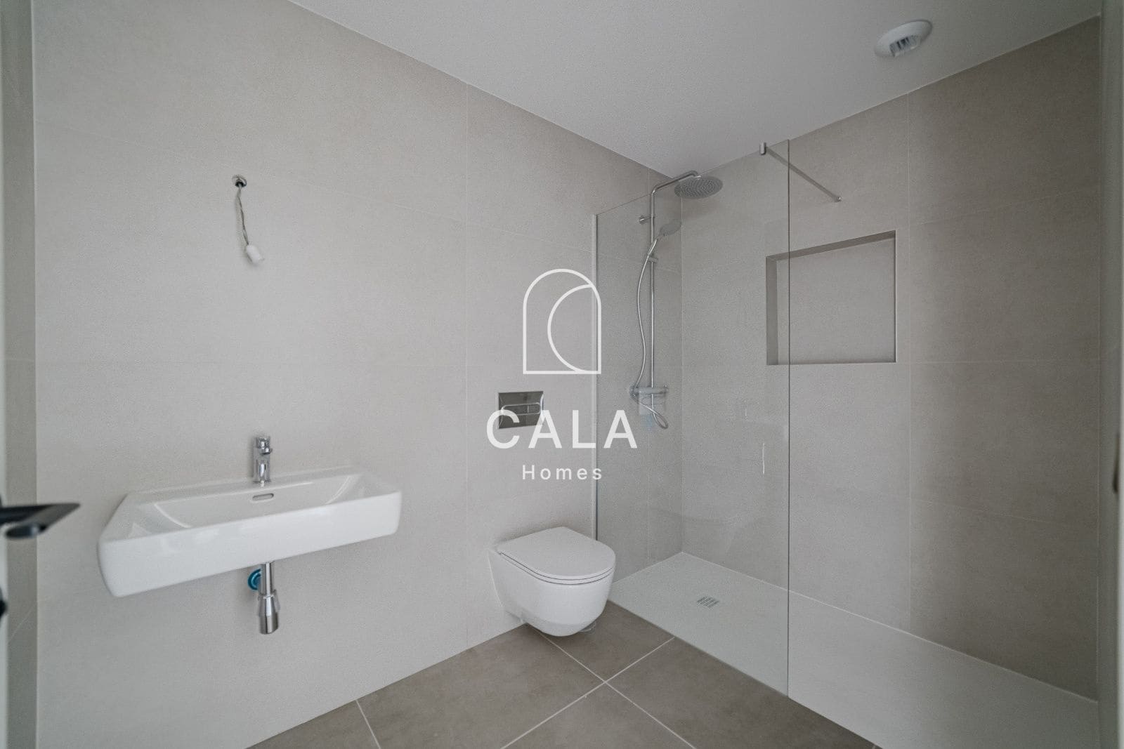 3 soverom Penthouse til salgs i Costa Adeje med svømmebasseng garasje - € 1 295 000 (Ref: 8909917)