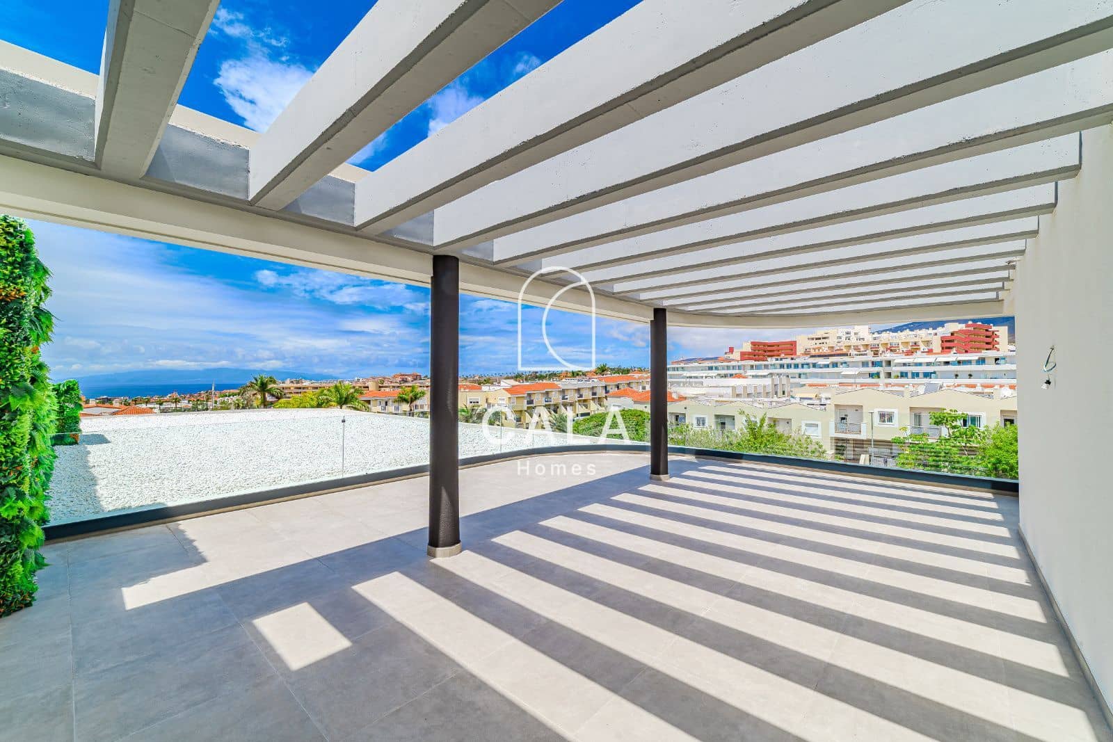 3 soverom Penthouse til salgs i Costa Adeje med svømmebasseng garasje - € 1 295 000 (Ref: 8909917)