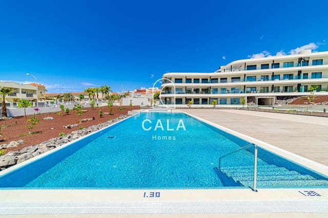 3 bedroom Penthouse for sale in Playa de Fañabé Alto, Adeje with pool garage - € 1,295,000 (Ref: 8909917)