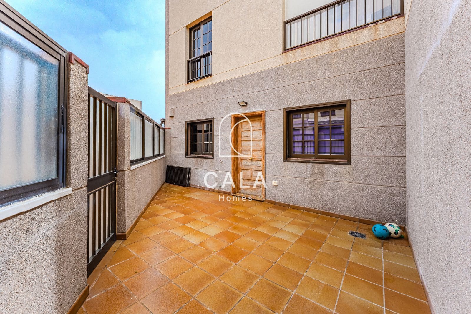 4 sypialnia Dom na sprzedaż w El Medano z garażem - 720 000 € (Ref: 8913609)